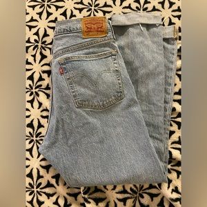 Levi’s 501 light blue jeans